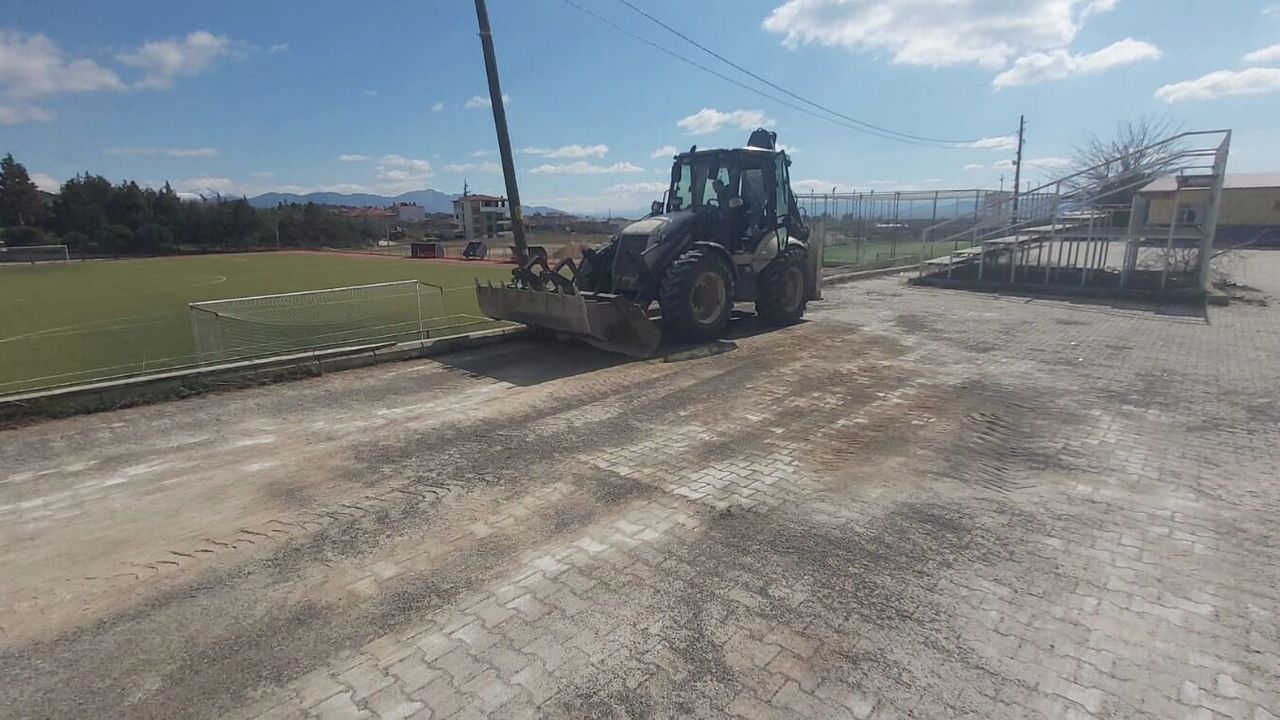 Yatağan Stadyumu açılışa gün sayıyor