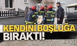 Kendini boşluğa bıraktı!