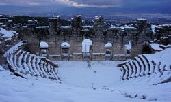 Kibyra, kar altında tarihiyle ziyaretçilerini cezbetti