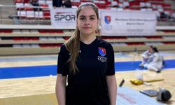 Milli eskrimci Alara Atmaca, 2028 Olimpiyat Oyunları'na katılmayı hedefliyor