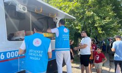 Denizli Müftülüğü’nden YKS Öğrencilerine Moral Desteği: Mobil İkram Aracıyla Yanlarındaydılar