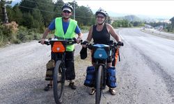 Bisikletle dünya turuna çıkan Yeni Zelandalı çift Türkiye'yi pedallıyor