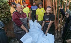 Gazze'ye düzenlediği saldırılarda 15 Filistinli hayatını kaybetti