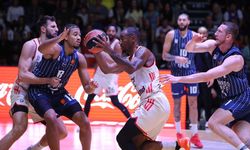 Anadolu Efes, Bayern Münih'i 74-72 yenerek Avrupa Ligi'nde 4. galibiyetini aldı