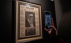 "Bir Ulusun Yası, Manşetlerin Yankısı" sergisi ziyaretçilerle buluşuyor