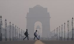 Hindistan, hava kirliliğiyle mücadele kapsamında önlemleri sıkılaştırıyor