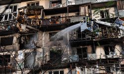 Ukrayna: Rus ordusu 3 hipersonik "Kinjal" füzesi ve 135 İHA ile saldırı düzenledi