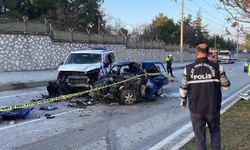 Burdur'da feci kaza: 2 ölü 3 yaralı