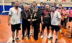 Çal'da voleybol heyecanı