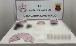 Jandarmadan 3 eve uyuşturucu baskını