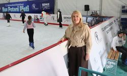 Merkezefendi’de buz pateni pisti açıldı