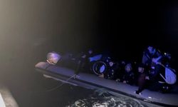 Aydın Didim açıklarında 25 düzensiz göçmen Yunanistan unsurlarından kurtarıldı