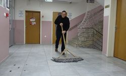 Okul personelinden örnek davranış