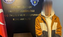 Gencin önünü kesip hakaret etti, gözaltına alındı