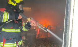 Metruk binada çıkan yangın, ekipleri harekete geçirdi