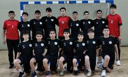 Hulusi Kulaklı Ortaokulu yarı finalde