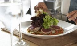 "Sosyal medyada sıkça görülen yemek içerikleri açlığı tetikleyebiliyor"