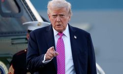 Trump: "İran'a doğru yeni donanma yolda"