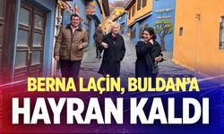 Ünlü sanatçı Berna Laçin Buldan’a hayran kaldı!