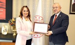 İl Müftülüğü’ne “Beslenme Dostu İş Yeri” belgesi