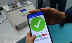 Liselilerden tavuk eti zehirlenmesini önleyen cihaz