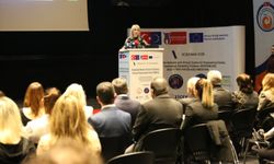 Zihinsel engelli çocuklara sahip ailelere yapay zekalı destek