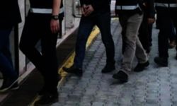 İzmir'de FETÖ operasyonu: 12 gözaltı