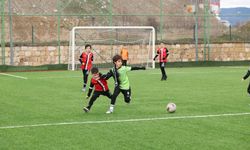 Merkezefendi’de U-9 Şenlik Ligi tüm hızıyla devam ediyor