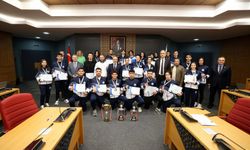 Rektör Güngör’den spor turnuvalarında dereceye giren PAÜ’lü sporculara teşekkür...