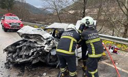 Feci kaza nişanlı çifti hayattan kopardı