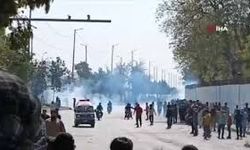 Pakistan'da ABD Büyükelçiliği önünde protesto: 8 ölü