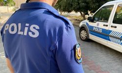 ‘Dur’ ihtarına uymadı, polis aracına çarptı