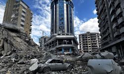 "Suudi Arabistan ve BAE, İran'a karşı savaşa girmeye doğru ilerliyor"