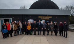 Uzay yolculuğu yaşatan sunum