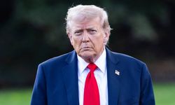 Trump: "İran’ın Hark Adası’ndaki askeri hedefler tamamen yok edildi"