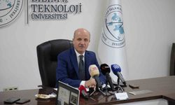 Lisans eğitimi 3 yıla mı iniyor?