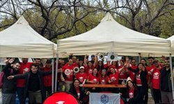 BEDAV Gönüllüleri Runtalya Maratonu’nda iyilik peşinde koştu