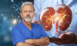 Uzmanından Uyarı: Yaz Aylarında Böbrek Taşına Dikkat!