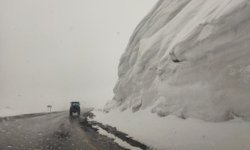 Takvim baharı gösteriyor, O ilde kar yağıyor