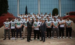 Pamukkale Horozları madalyalarını aldı