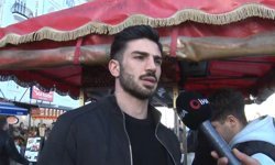 Yabancı turistlerin ilgi odağı olan kestaneci Alper Temel konuştu