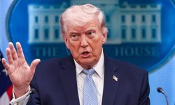 Trump’tan Papa 14. Leo’ya sert eleştiriler