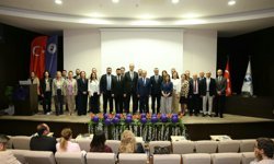 Tıp ve sanayi dünyası Denizli’de bir araya seldi