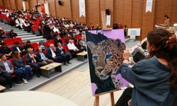 Gençler sahnede, Denizli ayakta!