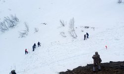 Çığ altında kalan çoban 122 gündür kayıp