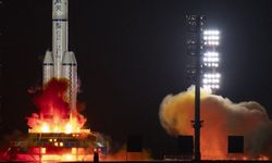 Çin’den uzaya gönderdiği bir astronotuna ilk kez 1 yıllık görev süresi