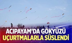 Acıpayam’da gökyüzü uçurtmalarla süslendi