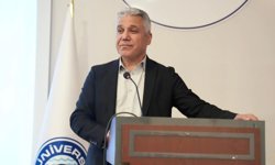 Prof. Dr. Arslan: "Veriyi kontrol eden dünyayı kontrol eder"
