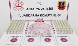 Tatil merkezlerinde turistlere yasaklı madde satan 15 kişi tutuklandı
