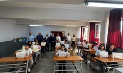 Başkan Orpak, öğrencilerin karne sevincine ortak oldu